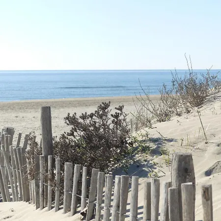 New - Cosy - Plages à 5min - Parking Privé - Wifi - Commerces Au Pied Du Bâtiment *