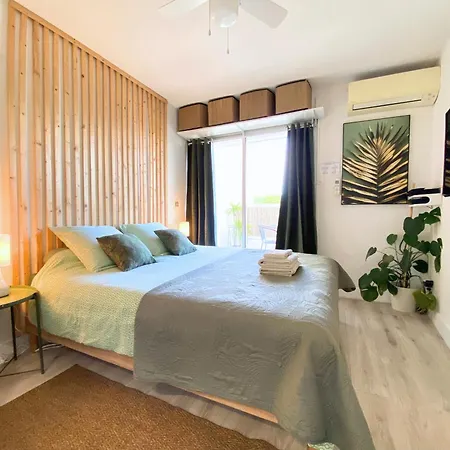 New - Cosy - Plages à 5min - Parking Privé - Wifi - Commerces Au Pied Du Bâtiment *