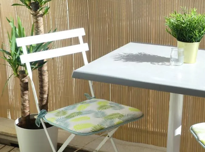 New - Cosy - Plages à 5min - Parking Privé - Wifi - Commerces Au Pied Du Bâtiment